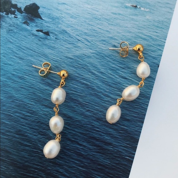 Jewelry - Copper Long Dangle Pearl Earrings